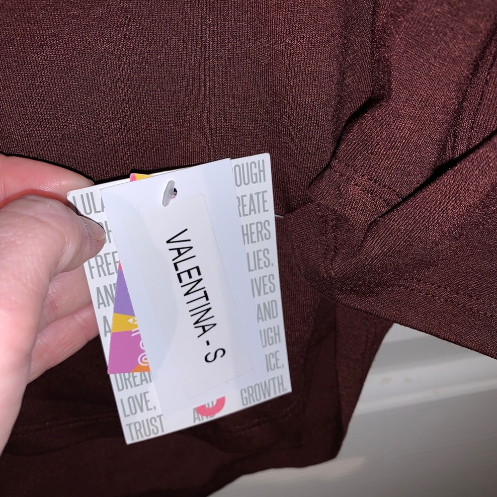Button down - Picture 2 of 2